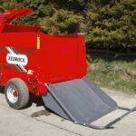 C30 Straw Chopper and Bale Feeder 3