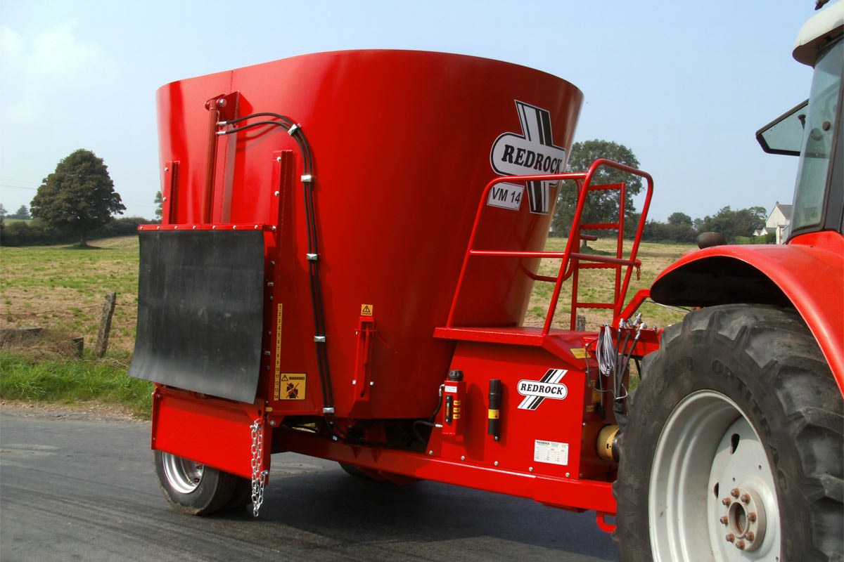 Vertical Mixer Feeder - Single Auger 3